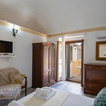 Amore Rentals - Casa Barbera B Positano Extérieur photo