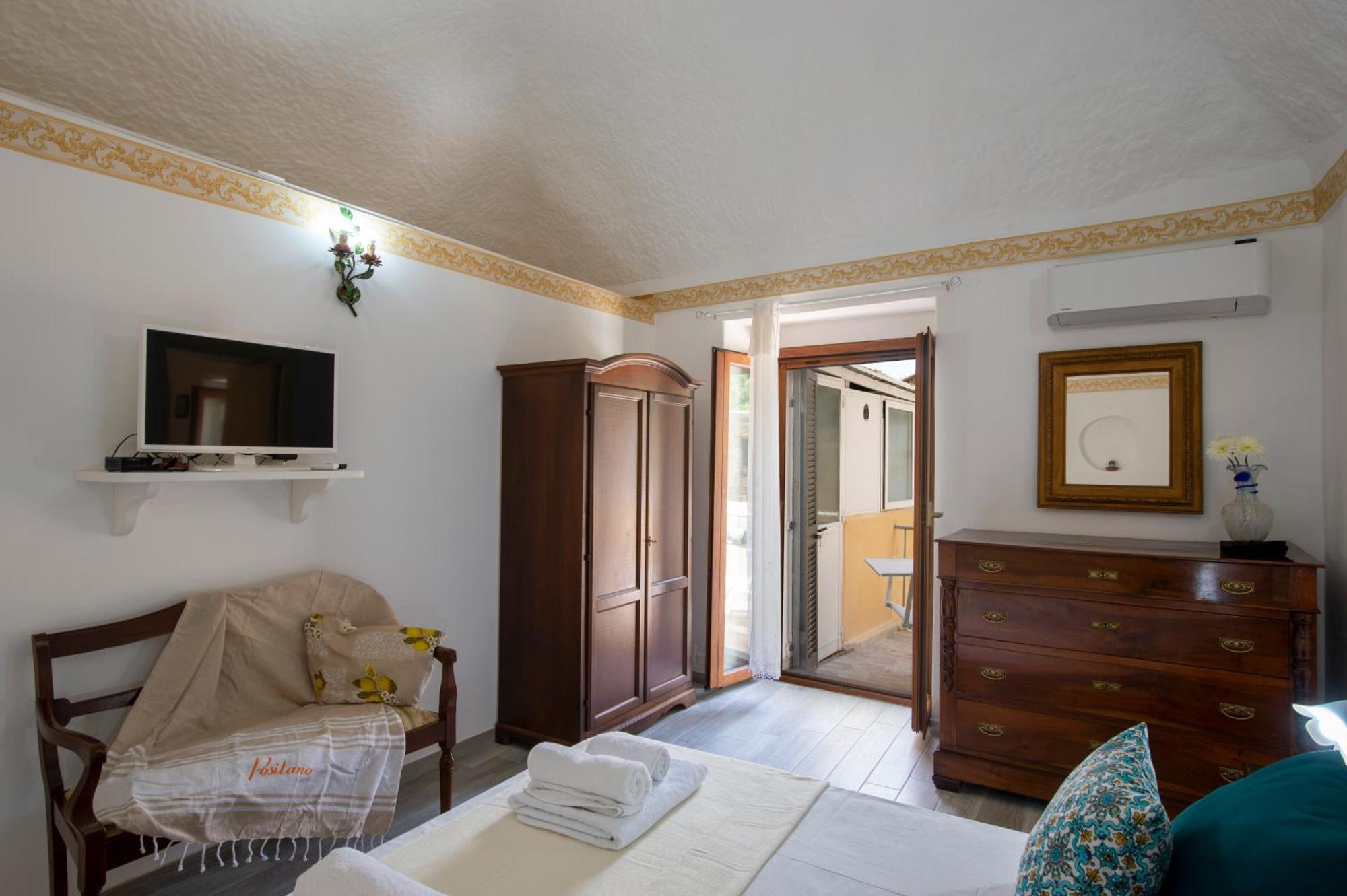 Amore Rentals - Casa Barbera B Positano Extérieur photo