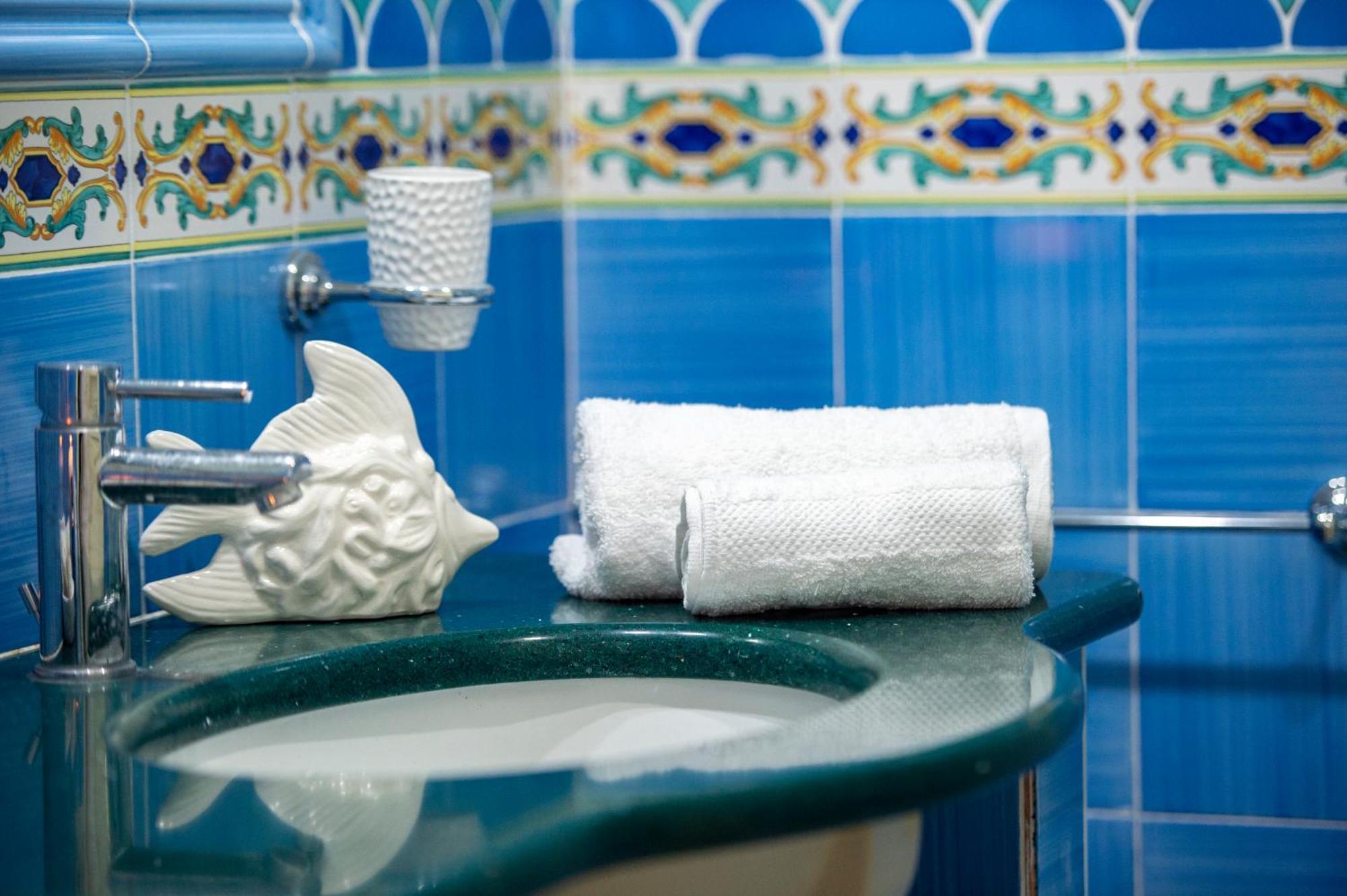 Amore Rentals - Casa Barbera B Positano Extérieur photo